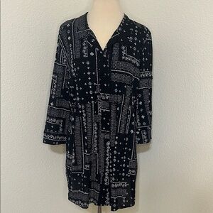 Style & Co Black and White Patterned Tunic Top L Large Comfy